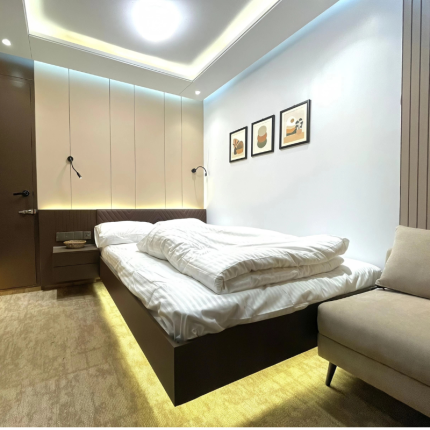 Alaska Cruises (Room: 209)